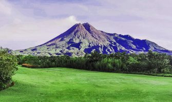 Merapi-Golf-Yogyakarta-Slide